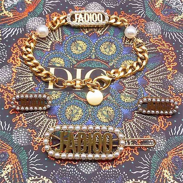 

designer jewelry letter pearl earrings 2021 925 silver needle brass earrings female hairpin bracelet 6cl2