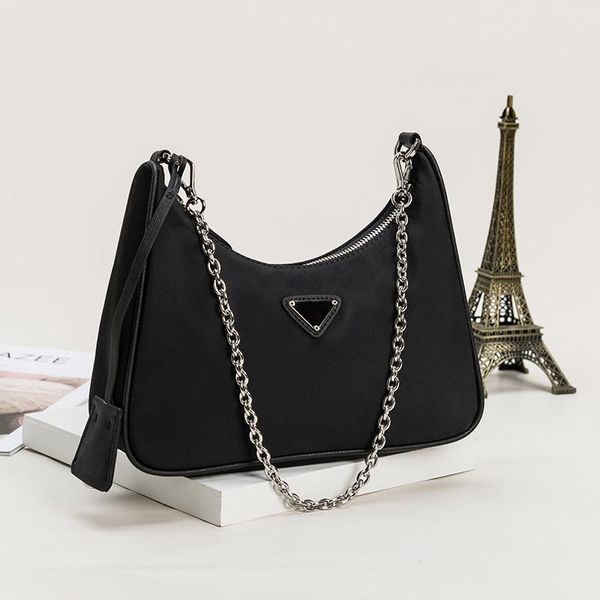 

women luxurys designers bags 2021 chest pack lady tote chains handbags messenger backpack nylon crossbody bag european and american fashion