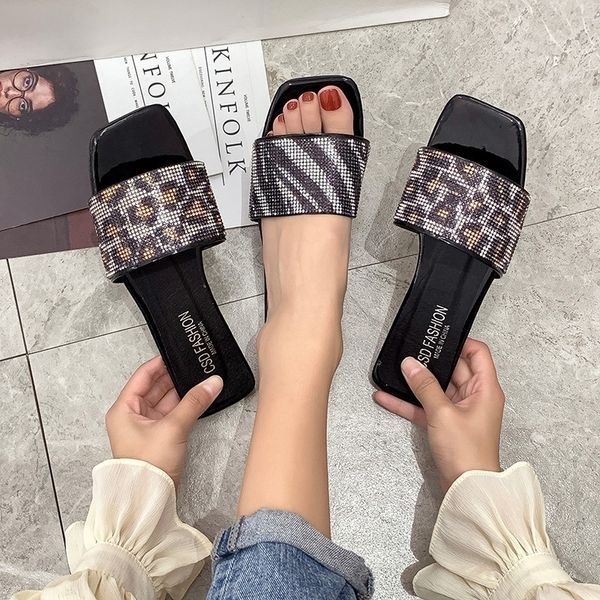 

he6 2021summer wear flat beach shoes bottomed one line sandals and slippers fashion beach diamond large size cool slippers women