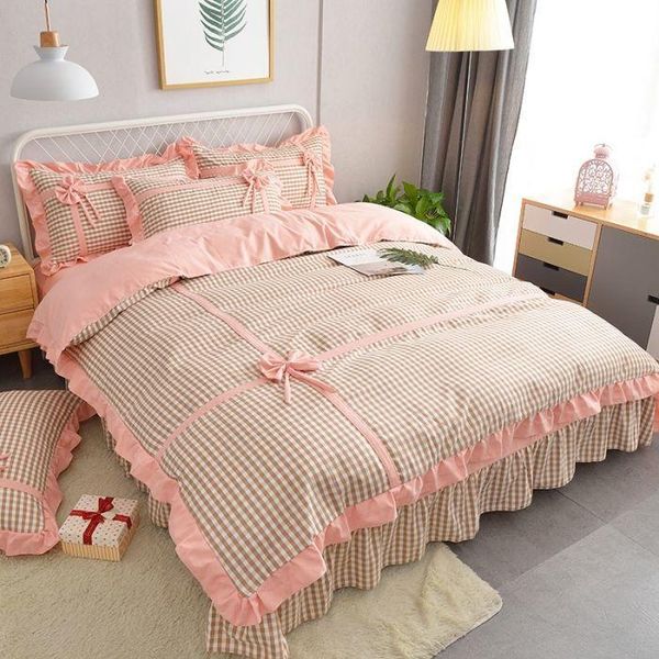 

duvet cover set korean style princess 4pcs bedding cute girl lace sheets quilt pillowcase  size comforter sets