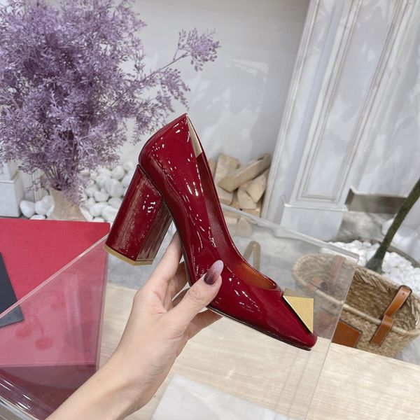 

2022 latest women dress shoes sandals designer high heels womens designer shoe slingback pumps sandal genuine leather 7cm heel size34-42, Black