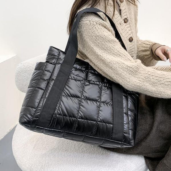 

evening bags high-quality ladies autumn/winter cotton-padded jacket bag 2021 handbags portable large-capacity casual tote shoulder