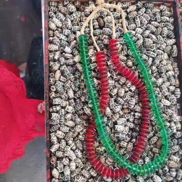 

chains 1pcs/lots precious old colored glaze red green vaseline faceted flat bead necklace detachable make earrings bracelet beads gems, Silver