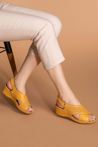 

sandals women's genuine leather wedges ert.1203-1-yellow-39, Black