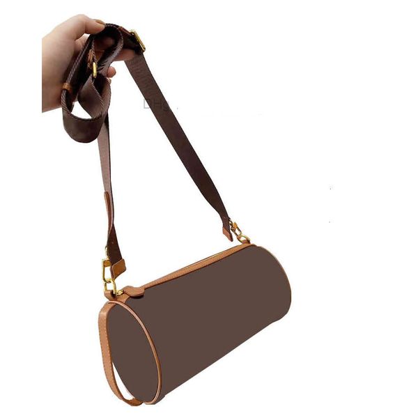 

shoulder bag ladies luxury designer 2022 presbyopia round fashion high-quality leather with lock iron chain outdoor shopping classic