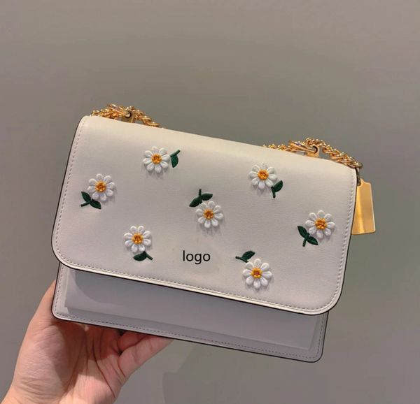 

70% off design hand women's 2021 new koujia daisy embroidery messenger trend simple one shoulder chain bag 8g9b 5cid, Red;black