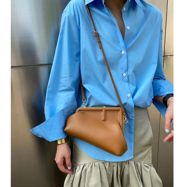 

bag series first designer women luxurys fend handbags metal wrapped handbag single shoulder messenger yue messenger tote fashion brand bags