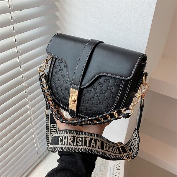 

designer sale bag 2022 new women's bag letter embossed saddle simple leisure women's wide shoulder belt messenger 0f9s