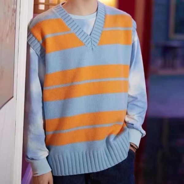 

men's vests 2021 men's college style v-neck sleeveless sweaters vest printing green wool simple fashion trend coats size m-3xl, Black;white