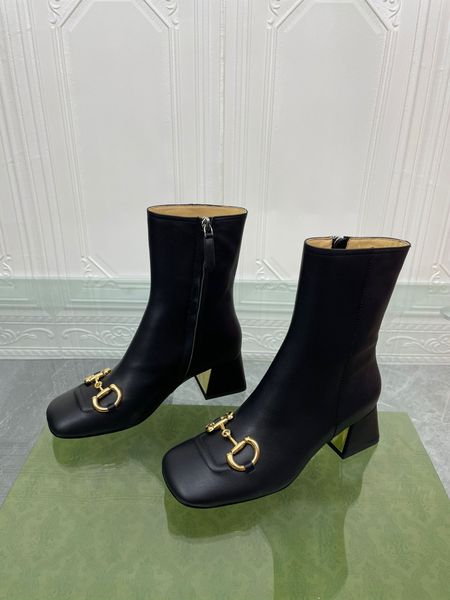 

designer women's high-heeled boots, warm and fashionable shoes in winter, leather material, complete package, size 34-42, Black