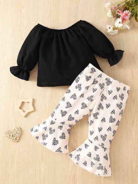 

baby flounce sleeve & leopard and heart print flare leg pants she, White
