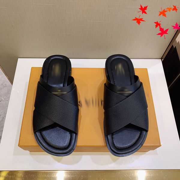 

2021 designer luxurys slippers men sandals fashion beach shoes flip flops flat non-slip classical hole slipper with box size 39-45 -g24, Black