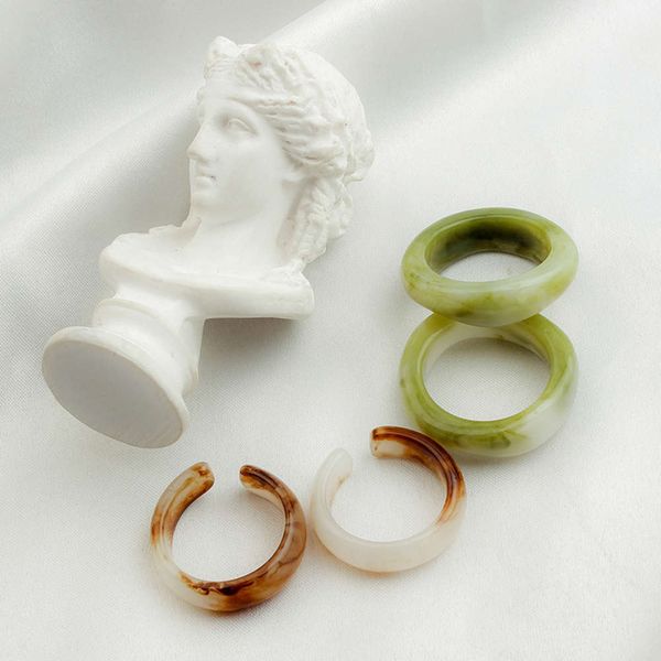 

2021 new korean ins personalized simple resin jewelry lady's finger ring, Black