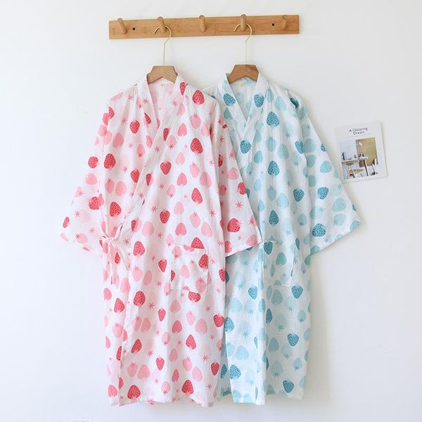 

women's sleepwear print strawberry kimono bathrobe gown cotton gauze women home clothes loose nightgown summer night dresses robe, Black;red