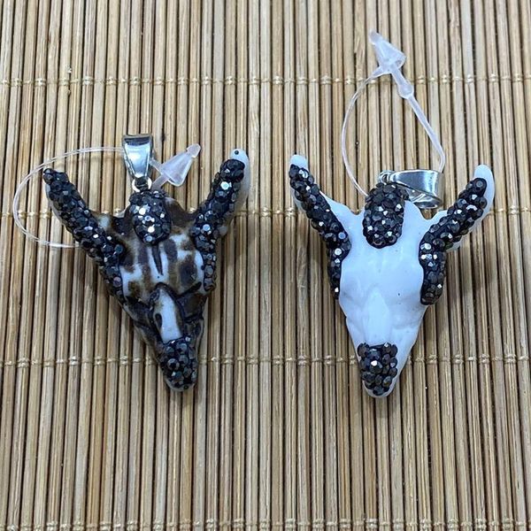 

charms 1 piece of vintage resin bull head rhinestone paved pendant designer charm diy necklace punk style clothing decoration, Bronze;silver