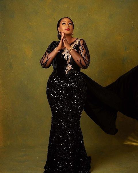 

2021 plus size arabic aso ebi black mermaid prom dresses deep v neck long sleeves lace sequined sparkly evening formal party gowns sequins s