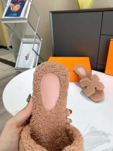 

teddy bear plush slippers fashion leather lamb hair women's shoes all-match flat indoor flip-flops black white pink brown siz5412373