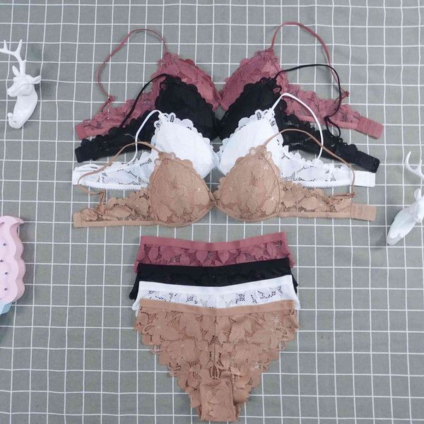 

bras 2021 embroidered lace lingerie without steel ring small bra vest triangle cup suit, Red;black