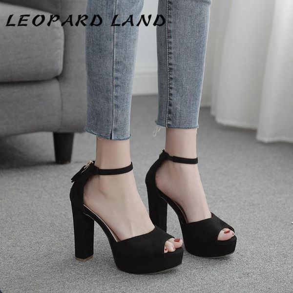 

dress shoes leopard land 2021 summer fashion large size thick heel women's waterproof taiwan nightclub sandals zl, Black