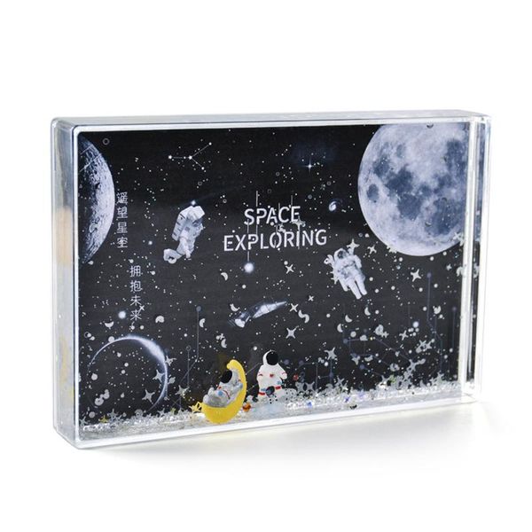

frames liquid po frame astronaut spaceman deskholder