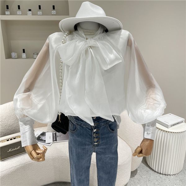 

blouses female niche spring summer 2021 fashion design bowknot shirt sleeve, White