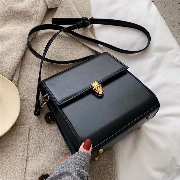 

simple style vintage leather crossbody bags for women 2021 lock luxury shoulder bag female travel handbags and purses waist