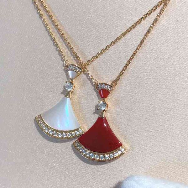 

the new 18k thick gold baojia fan necklace natural stone inlaid cnc star same skirt necklace, Silver