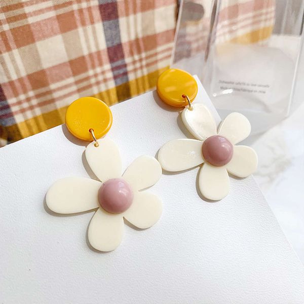 

acrylic flower earrings for women in summer, Black