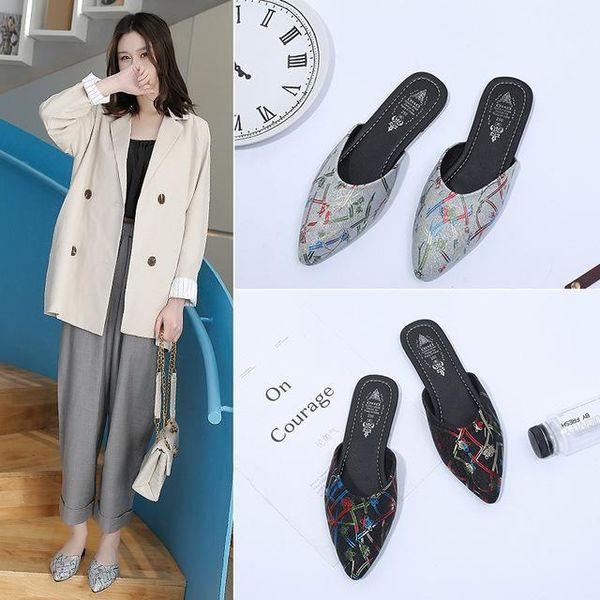 

slippers 2021 spring and autumn flat heel baotou pointed toe large size women's shoes embroidery casual, Black