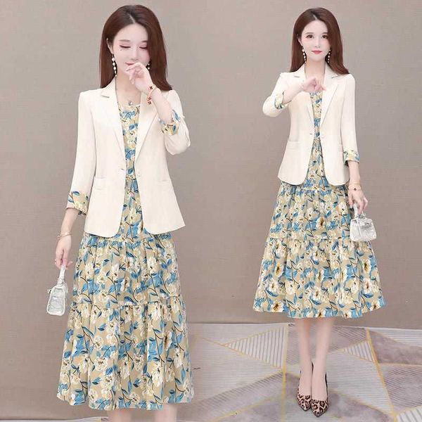 

suit drs suit women's spring and autumn 2021 fashion celebrity high end floral suspender skirt two piece set summer, Black;gray