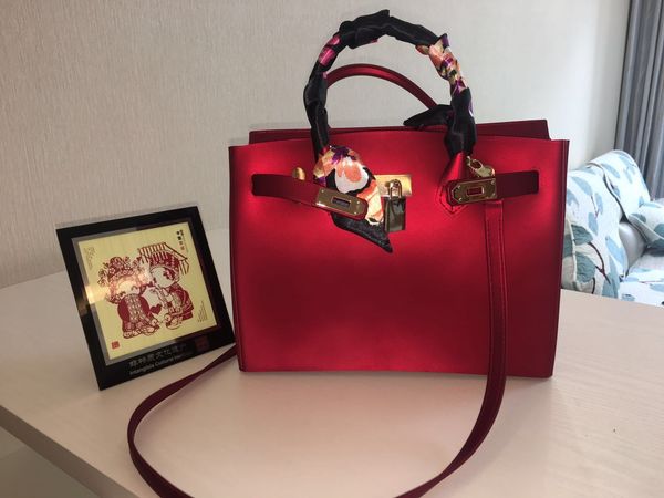 

women's lock matte frosted jelly portable one shoulder kelly bride wedding bag