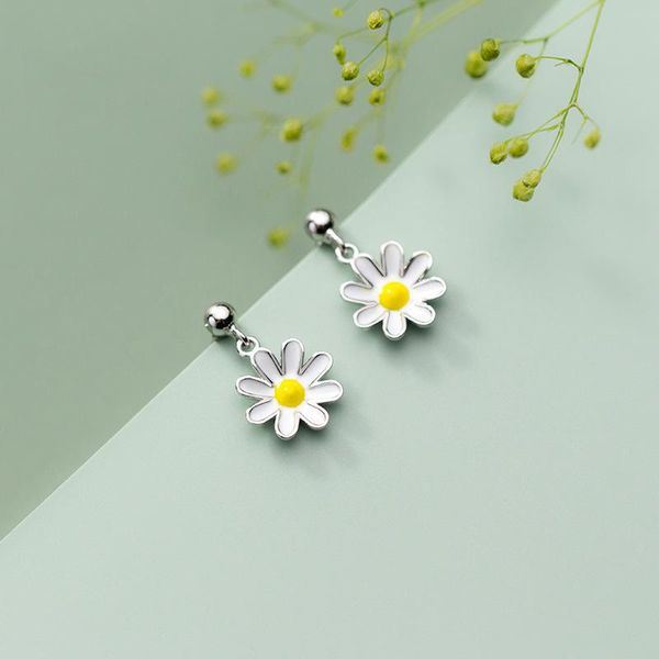 

sterling silver little white daisy sweet and cute stud earrings for fashion women girls daughter fine jewelry, Golden;silver