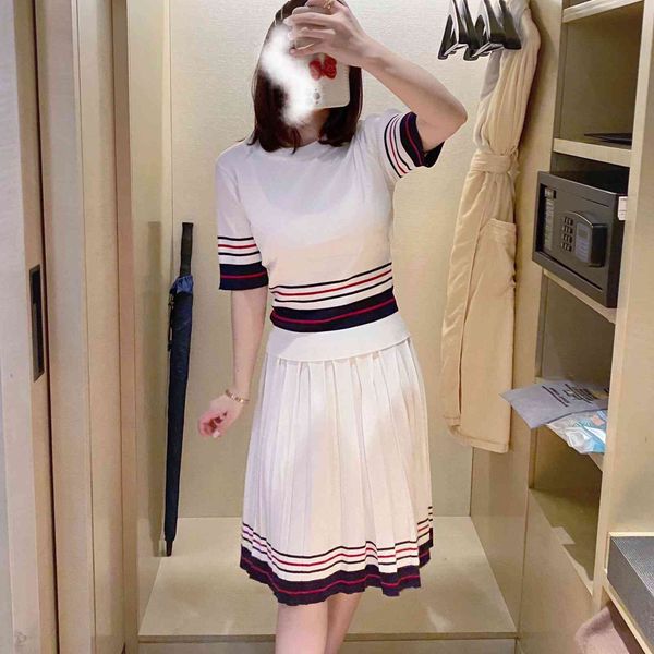 

ice silk tb short sleeve women's t-shirt 21 summer college style casual loose pleated knitted skirt two-piece suit, Gray