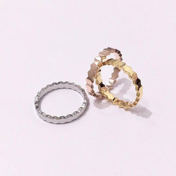 

cluster rings quality stainless steel smooth serrated shape rose gold color honeycomb for women (dj1458), Golden;silver