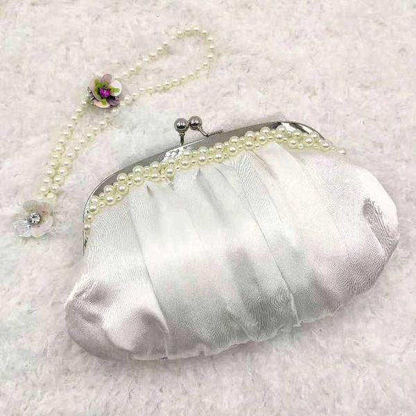 

2021 silk face shell beaded versatile dinner hand chine style temperament bag