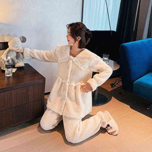 

autumn and winter thickened warm lamb cashmere pajama's simple lotus leaf collar pajamas long sleeved trousers home cloth straight, Black;red