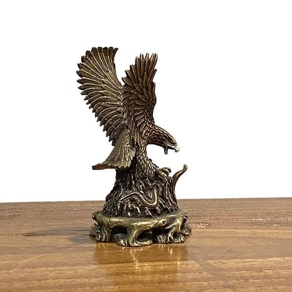 

antique solid copper ornaments bronze flying eagle statue brass miniatures figurines home decorations office desk decor tea pets decorative