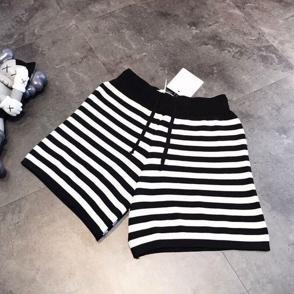 

21 spring summer new black and white stripe simple fresh fashion comfortable breathable women's shorts, White;black