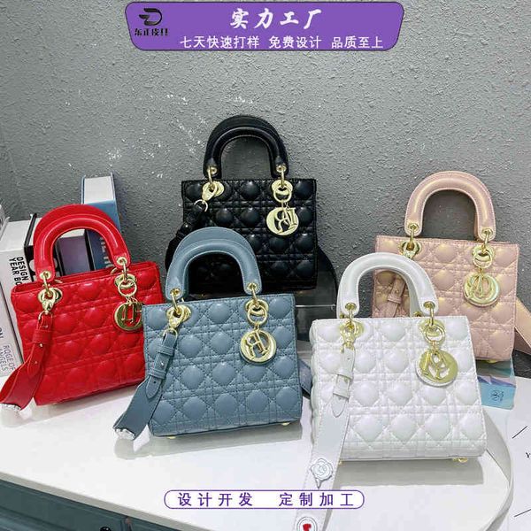 

2021 fashion trend lingge diana bag net red versatile one shoulder messenger handbag, Black;red