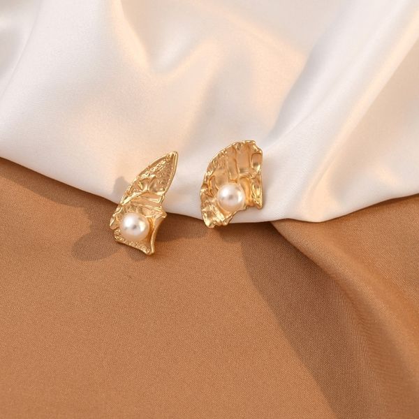 

ZZV stud style temperament metal simple french geometric exaggeration personality dumb gold and earrings earrings, Golden;silver