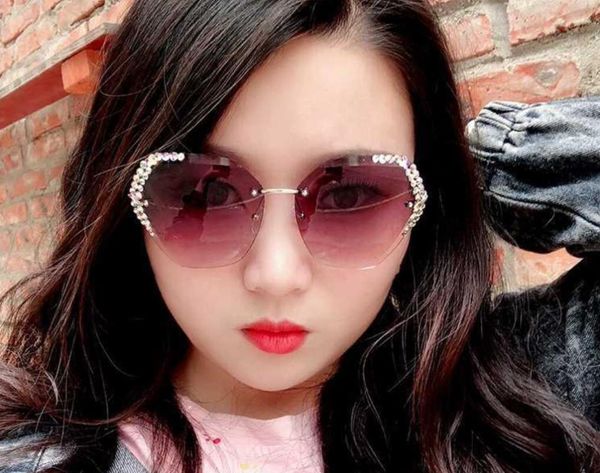 

sunglasses fashion tea gradient women ocean water cut trimmed lens metal curved temples sun glasses female uv400, White;black