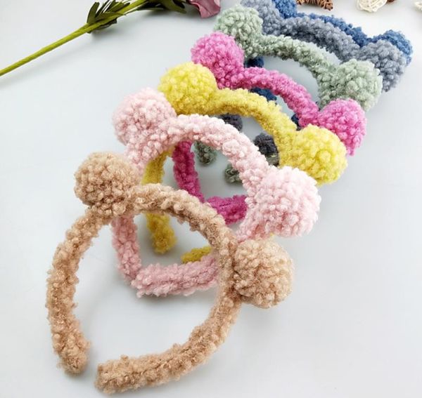 Kabarık Ponpon Topu Hairband Fuzzy Pom Bandı Saç Sopa Doğum Günü Noel Partisi Sevimli Tatil Giyen Şekeri