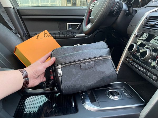 

famous brand classic designer fashion men's messenger bag bags are coming in