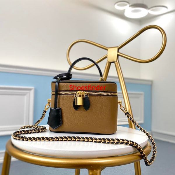 

style shoulder bag 45165 leather chain belt soft and light design genuine leather can be carried over the shoulder or across the body