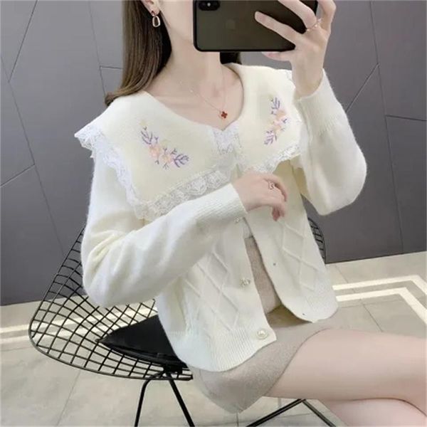 

women's knits & tees doll collar knitted cardigan 2021 short small embroidered lazy wind sweater coat spring and autumn, White