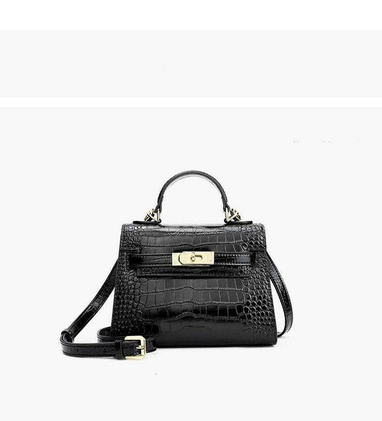 

designer luxury bag design hand fashion totes hands quality messengers packet purse shoulder messenger cross b women's leather handbag