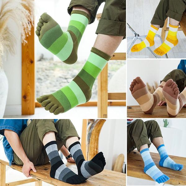 

men's socks autumn and winter medium tube screw five finger color gradient 5 toe sock gifts for men, Black