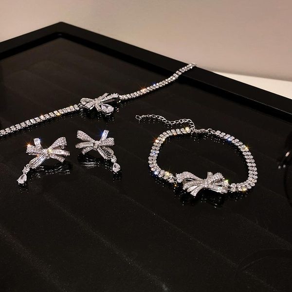 

chokers stylish shiny cubic zircon bowknot pendant necklace for women chunky chains necklaces party bar jewellery accessories, Golden;silver
