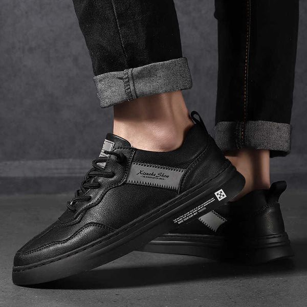 

men's sho 2021 spring casual fashion men's white board breathable leather small