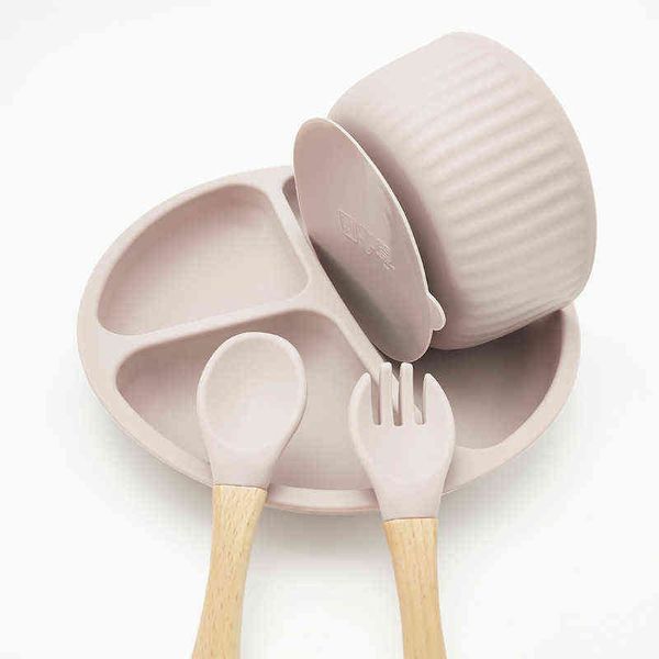 

4 pcs baby silicone plate fork spoon bowl set self-feeding anti slip saucer suction child feeding tableware infant weaning dish g1210